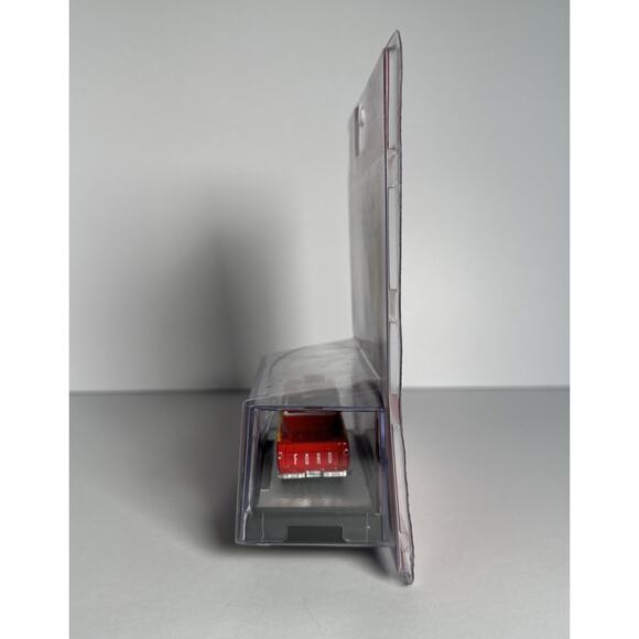 M2 Machines Coca-Cola Limited Edition 1965 Ford Econoline 1:64 Diecast - Picture 7 of 8